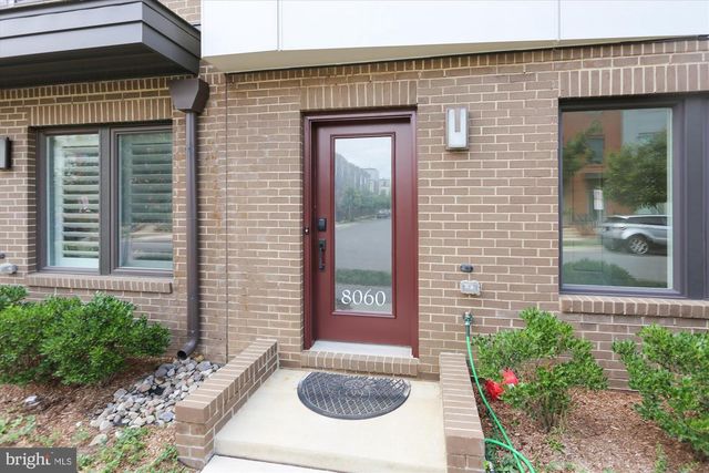 8060 RED HOOK ST, Rockville, MD 20855