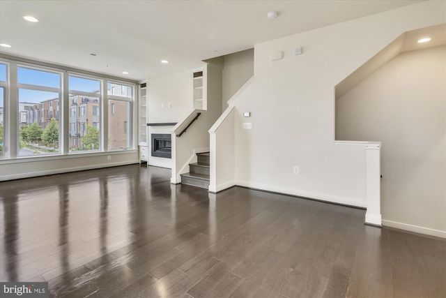 8060 RED HOOK ST, Rockville, MD 20855