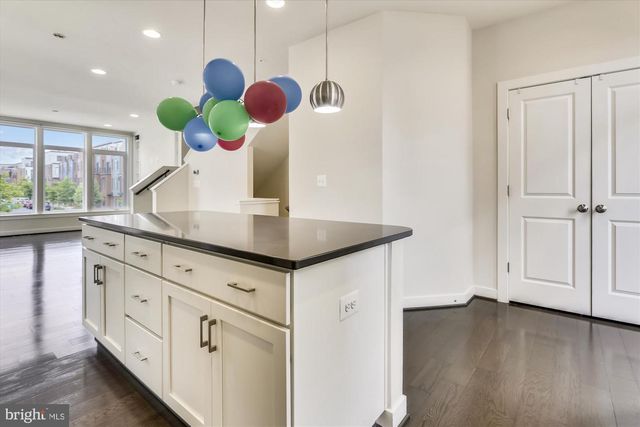 8060 RED HOOK ST, Rockville, MD 20855