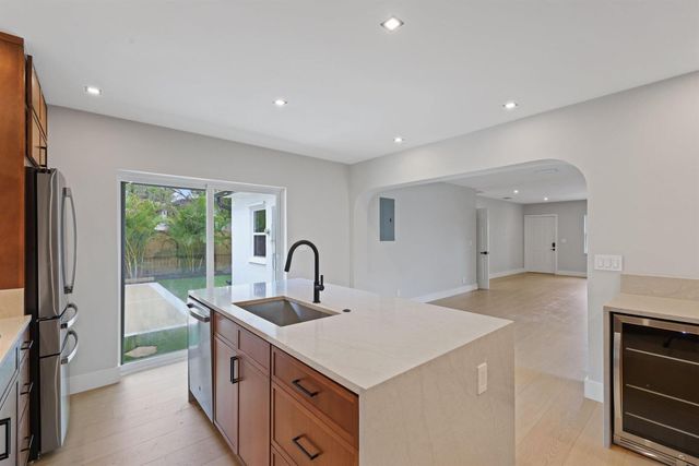 275 NE 16th Street, Delray Beach, FL 33444