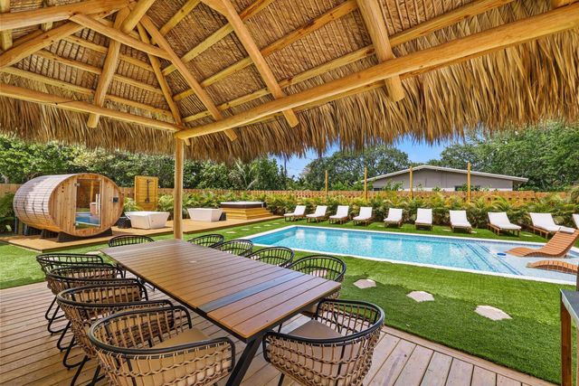 275 NE 16th Street, Delray Beach, FL 33444