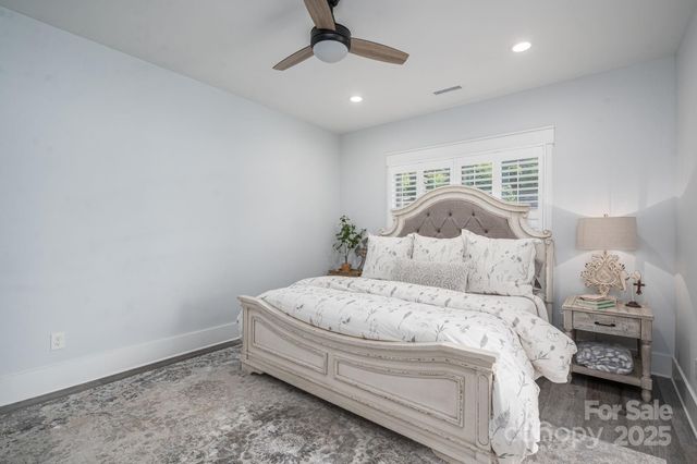 4290 Holly Circle NE, Conover, NC 28613