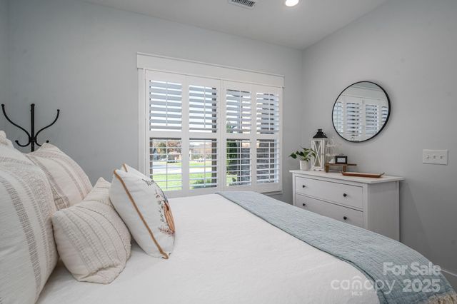 4290 Holly Circle NE, Conover, NC 28613