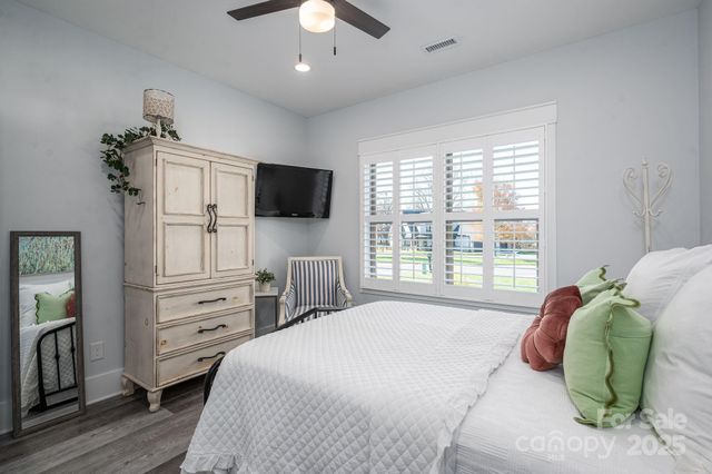 4290 Holly Circle NE, Conover, NC 28613