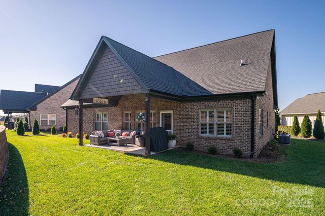 4290 Holly Circle NE, Conover, NC 28613