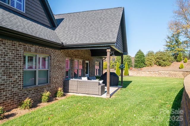 4290 Holly Circle NE, Conover, NC 28613