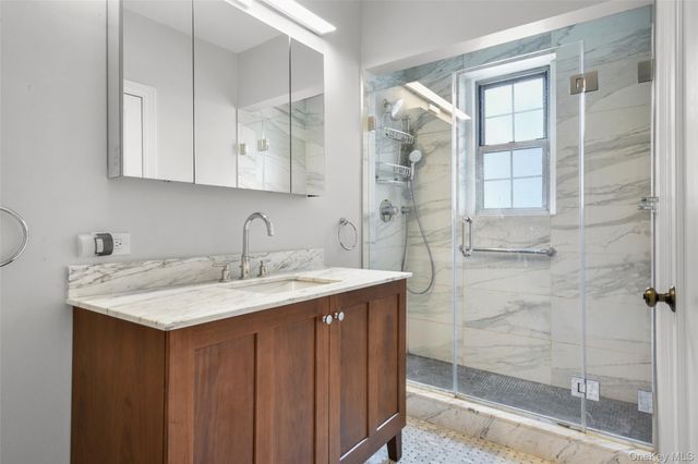 21 N Chatsworth Avenue 3C, Larchmont, NY 10538