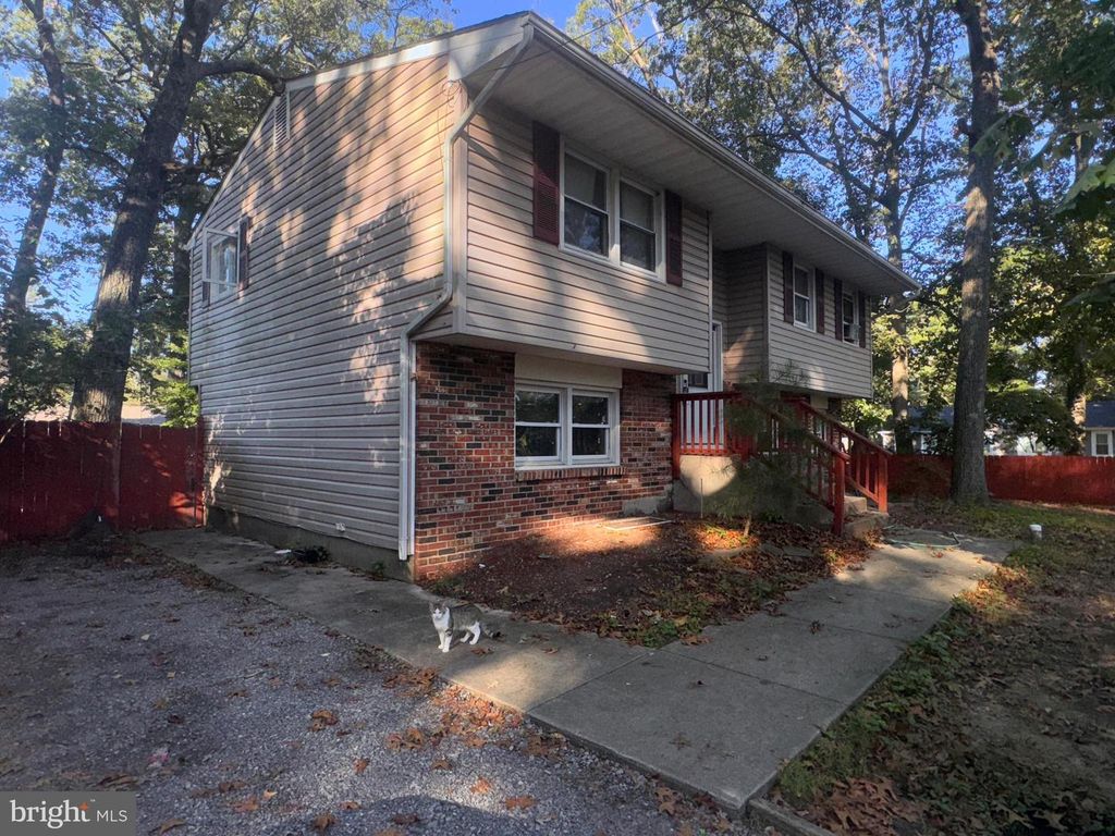 218 AUBURN AVE, Browns Mills, NJ 08015