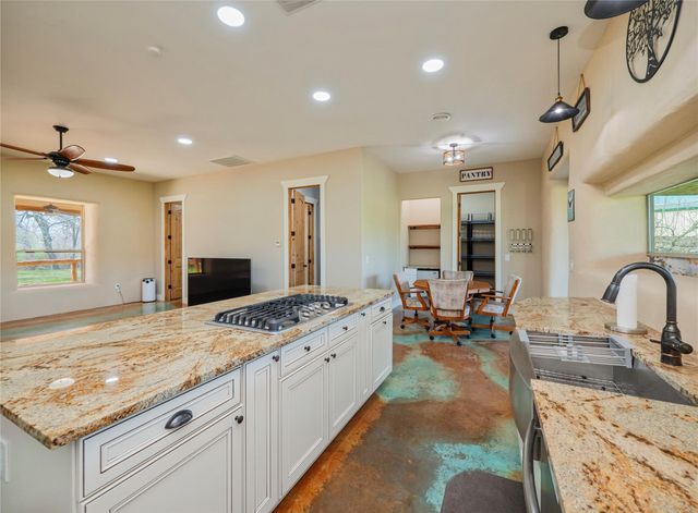 342 Private Road 4295, Rockdale, TX 76567
