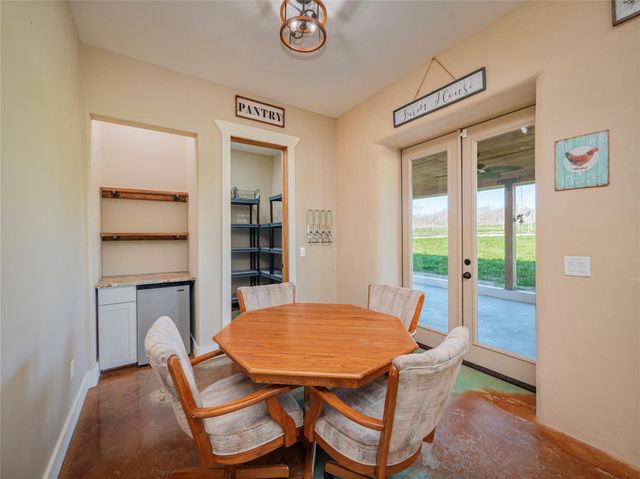 342 Private Road 4295, Rockdale, TX 76567