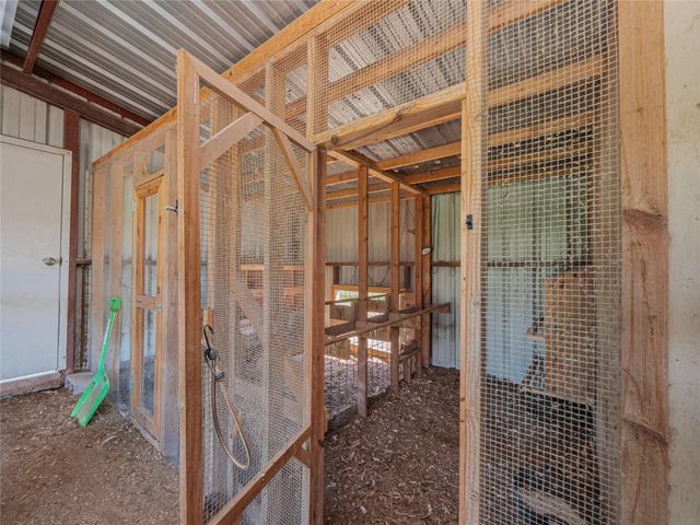 342 Private Road 4295, Rockdale, TX 76567