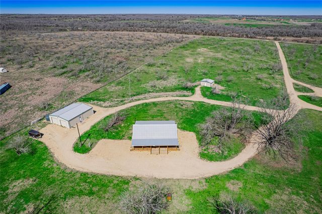 342 Private Road 4295, Rockdale, TX 76567