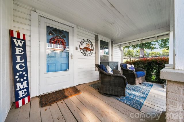 213 Colombo Street NW, Valdese, NC 28690