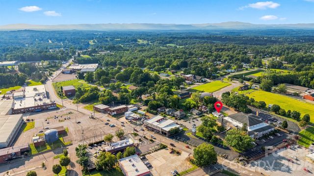 213 Colombo Street NW, Valdese, NC 28690