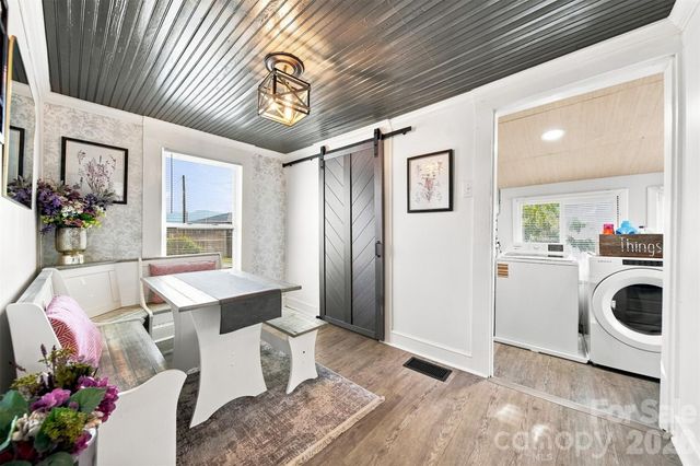 213 Colombo Street NW, Valdese, NC 28690