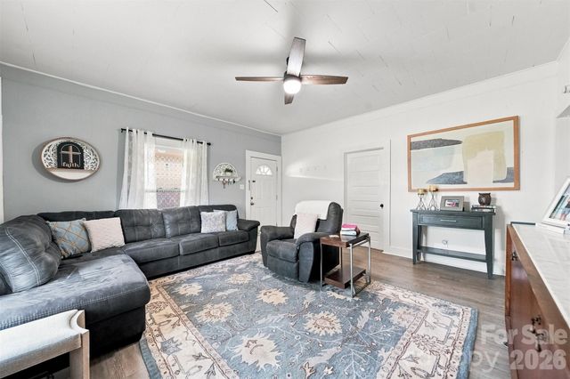 213 Colombo Street NW, Valdese, NC 28690