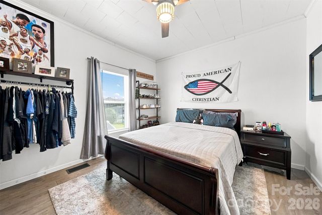 213 Colombo Street NW, Valdese, NC 28690