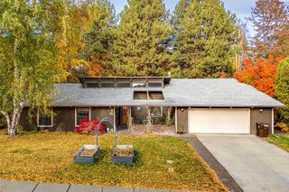925 SE Glen Echo Rd, Pullman, WA 99163