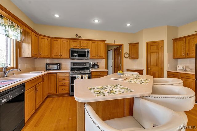 9420 Wehrle Drive, Clarence, NY 14031