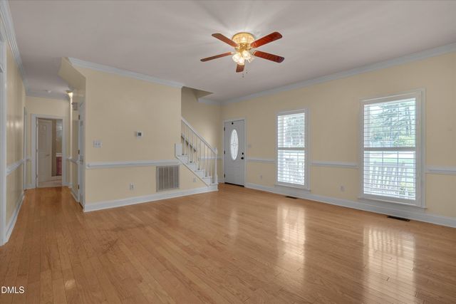 1008 Edenburghs Keep Drive, Knightdale, NC 27545