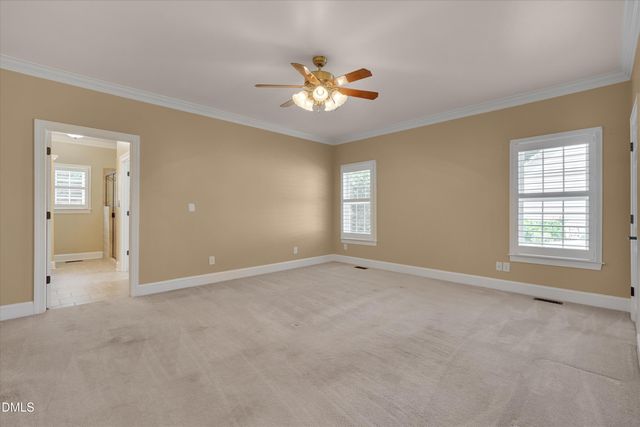 1008 Edenburghs Keep Drive, Knightdale, NC 27545