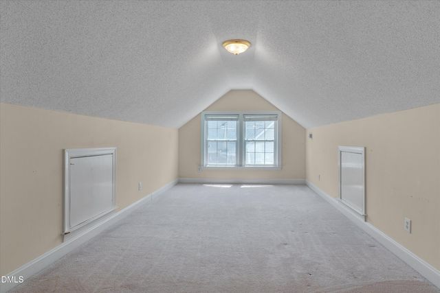 1008 Edenburghs Keep Drive, Knightdale, NC 27545