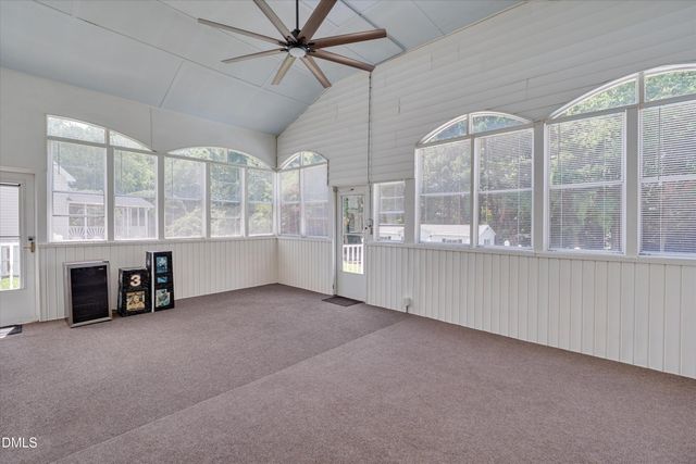 1008 Edenburghs Keep Drive, Knightdale, NC 27545