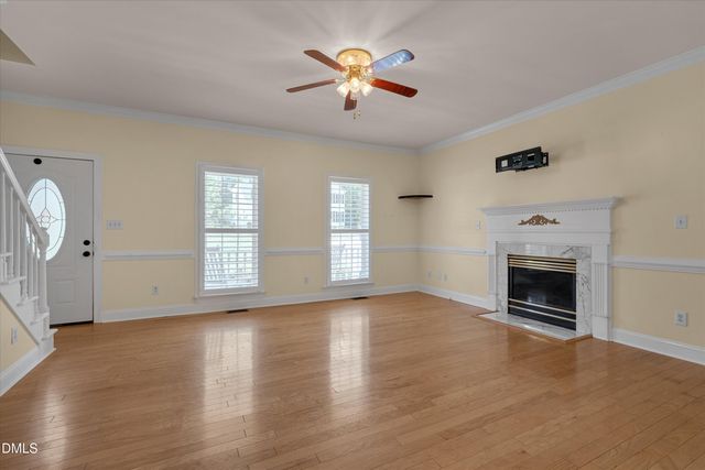 1008 Edenburghs Keep Drive, Knightdale, NC 27545