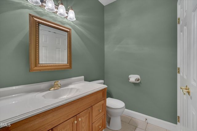1008 Edenburghs Keep Drive, Knightdale, NC 27545