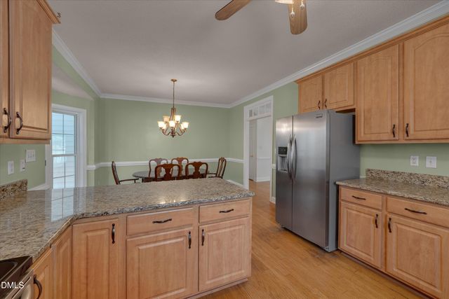 1008 Edenburghs Keep Drive, Knightdale, NC 27545