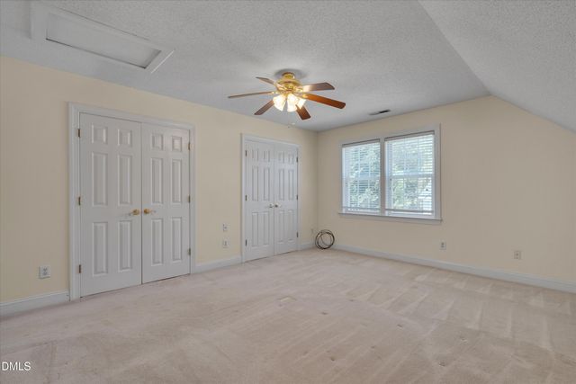 1008 Edenburghs Keep Drive, Knightdale, NC 27545