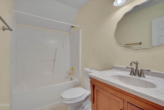 1008 Edenburghs Keep Drive, Knightdale, NC 27545
