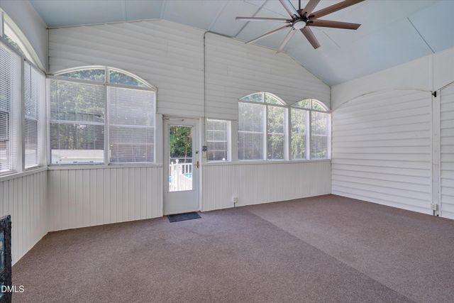 1008 Edenburghs Keep Drive, Knightdale, NC 27545