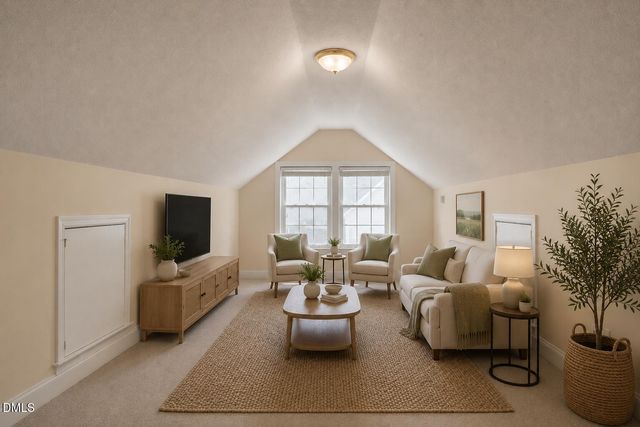 1008 Edenburghs Keep Drive, Knightdale, NC 27545