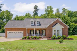 1008 Edenburghs Keep Drive, Knightdale, NC 27545