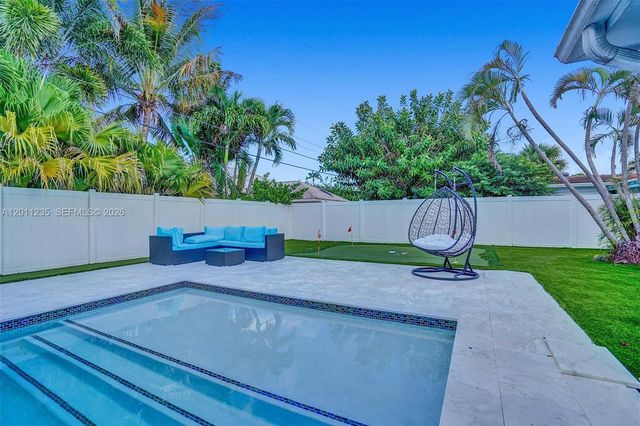 1247 SE 7th Ct, Deerfield Beach, FL 33441