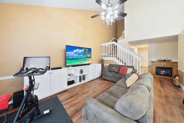 10569 Pelican Drive, Wellington, FL 33414