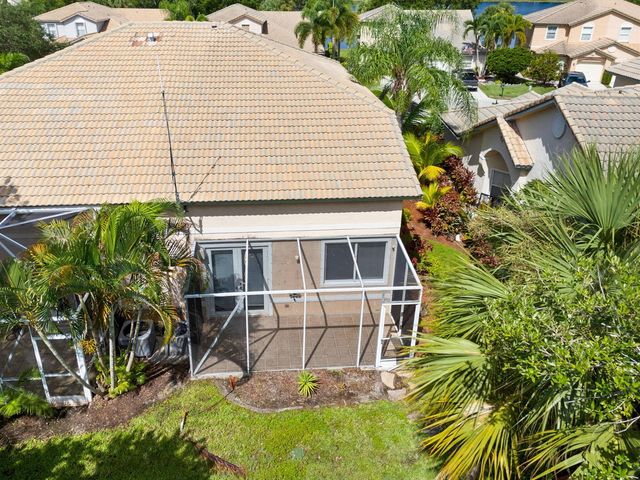 10569 Pelican Drive, Wellington, FL 33414