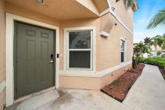 10569 Pelican Drive, Wellington, FL 33414