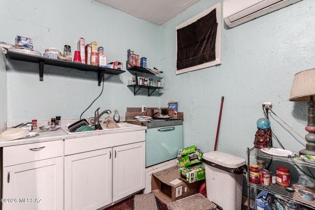 325 E 12th Street, Tucson, AZ 85701