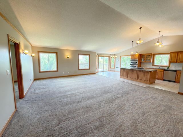 1103 Southern Hills Lane SW, Rochester, MN 55902
