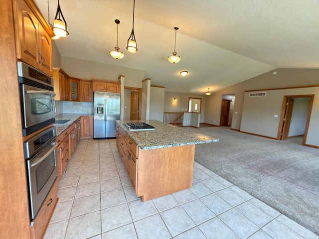 1103 Southern Hills Lane SW, Rochester, MN 55902