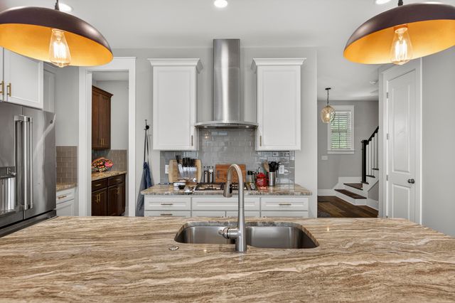 165 Village Ponds Drive, Summerville, SC 29483