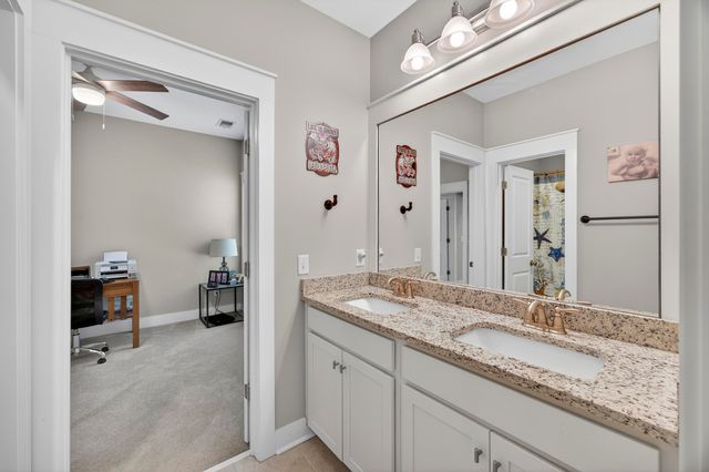 165 Village Ponds Drive, Summerville, SC 29483