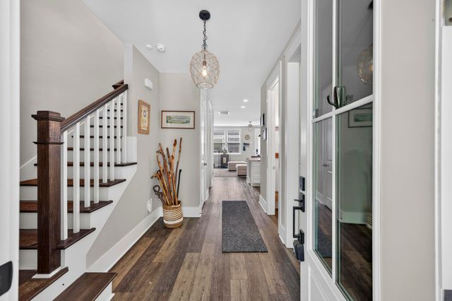 165 Village Ponds Drive, Summerville, SC 29483