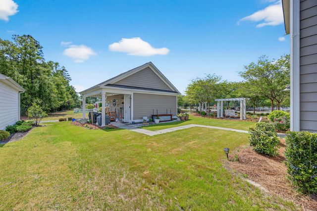 165 Village Ponds Drive, Summerville, SC 29483