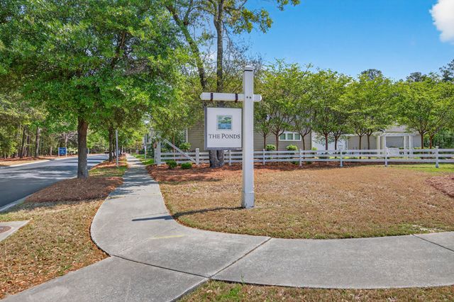 165 Village Ponds Drive, Summerville, SC 29483