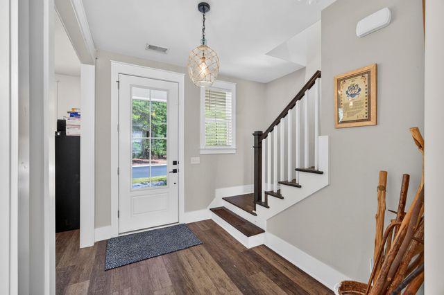 165 Village Ponds Drive, Summerville, SC 29483