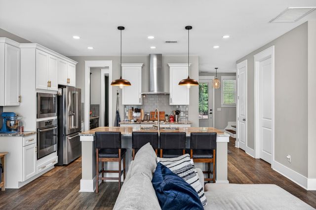 165 Village Ponds Drive, Summerville, SC 29483