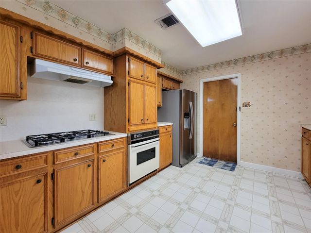 12119 Beverly Drive, Houston, TX 77065